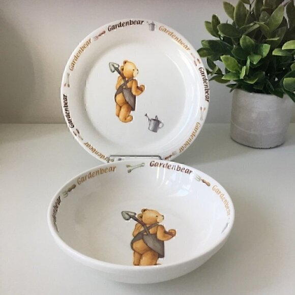 Vintage Garden bear  2 piece plate and bowl set - Picture 1 of 4